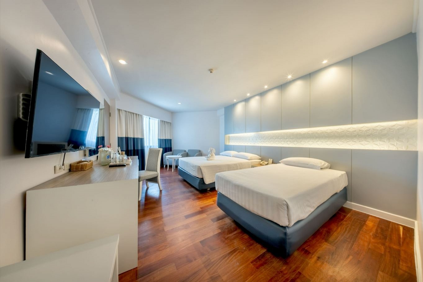 Jomtien Palm Beach Hotel and Resort