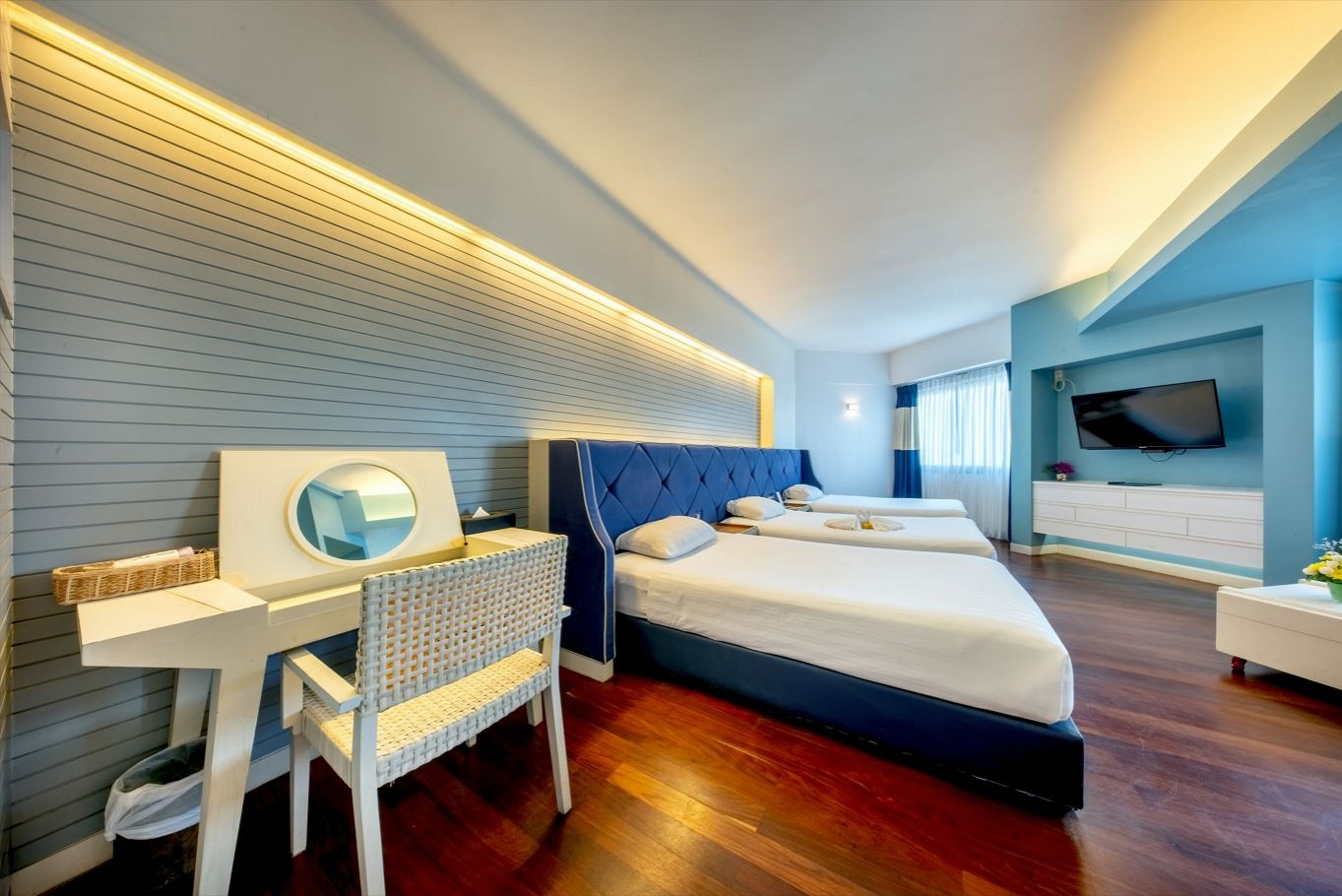 Jomtien Palm Beach Hotel and Resort