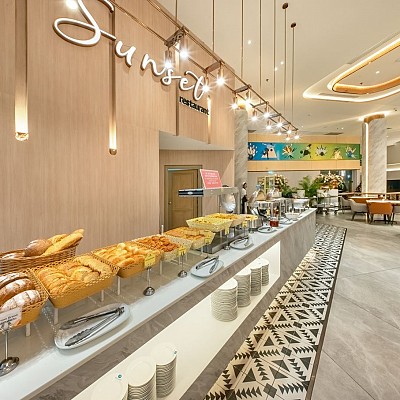 Coral Reef (Breakfast)