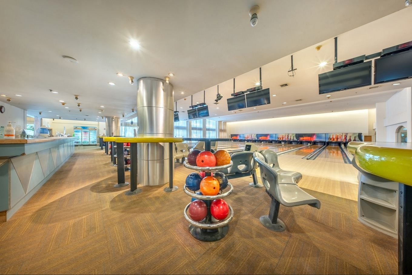 Jomtien Palm Beach Hotel and Resort